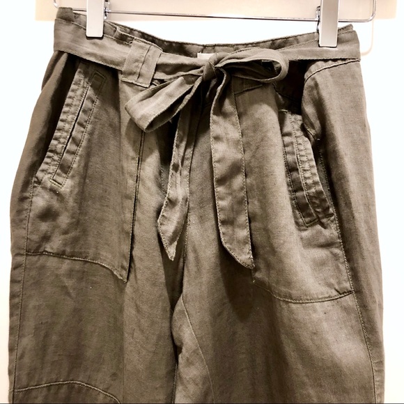 LOFT Olive Cropped Cargo Pants Size 2P - Picture 4 of 8